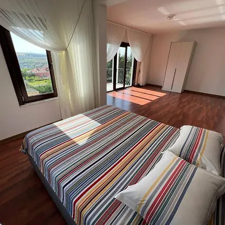 Villa Nur
