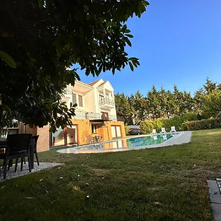 Nur Büyükçekmece